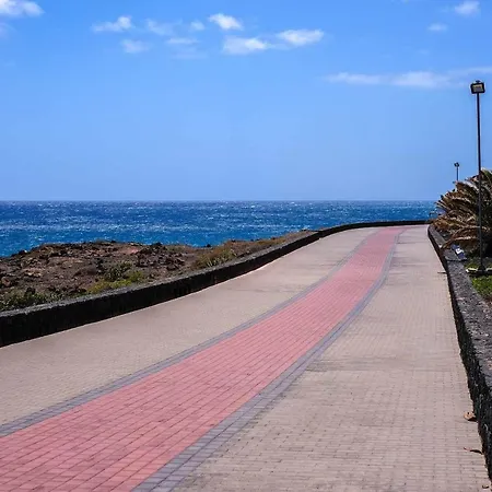 Vivienda Vacacional Audrey En Playa Roca Apartment
